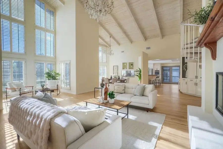 2039 E Mission Road, Fallbrook, CA 92028 - #2