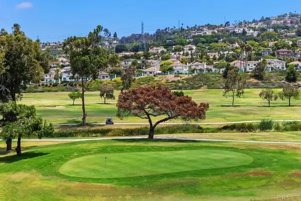 2510 Navarra Drive #513, Carlsbad, CA 92009