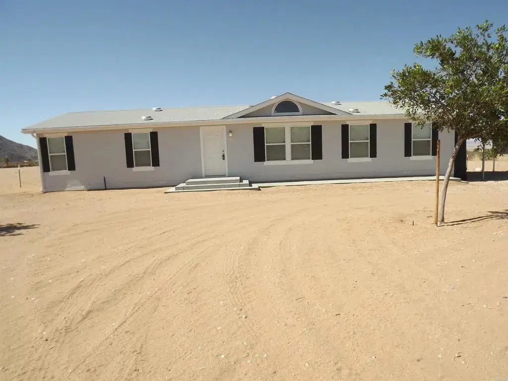 60382 Stearman, Landers, CA 92285 - #1