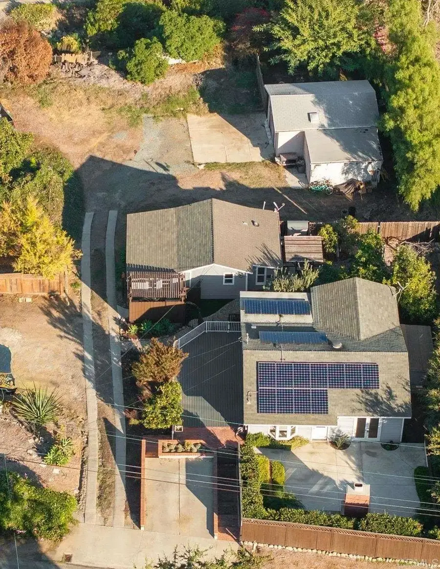 697 Ocean View Avenue, Encinitas, CA 92024 - #2