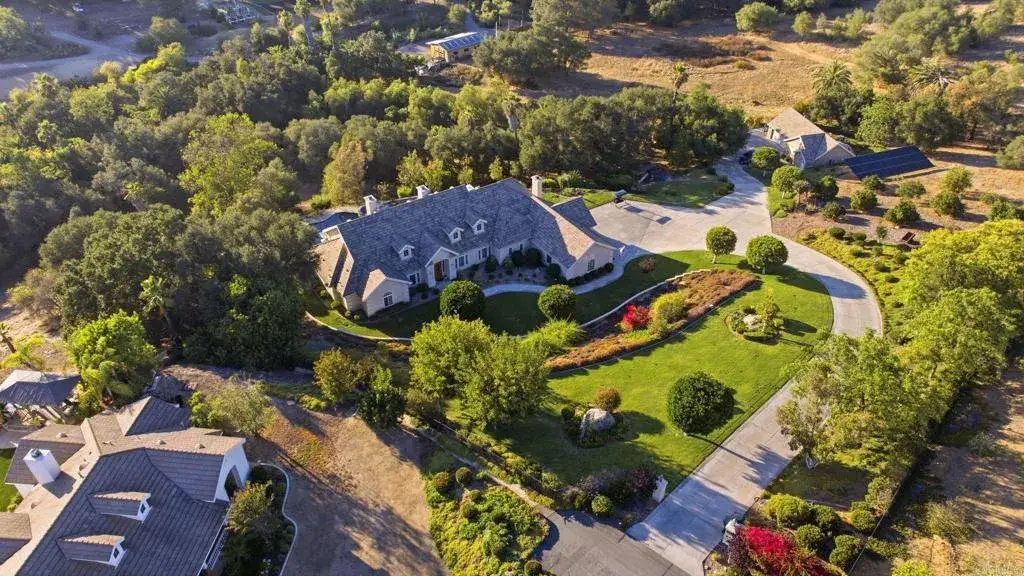 2308 Avenida La Cima, Escondido, CA 92027 - #1