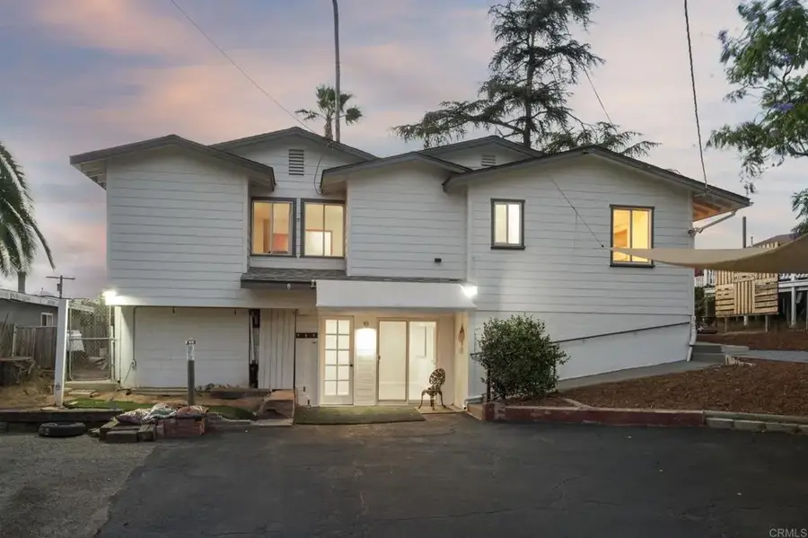 1330 Tower Drive, Vista, CA 92083 - #2