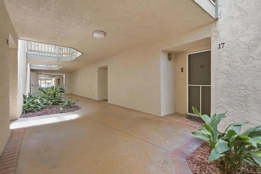 1040 E Washington Avenue #17, Escondido, CA 92025 - #2