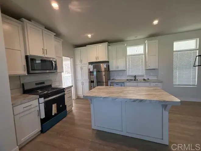 375 E Ross #403, El Centro, CA 92243 - #2