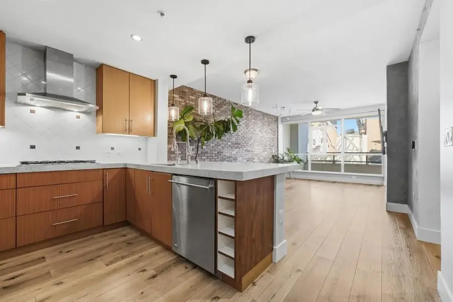 325 7th Avenue #905, San Diego, CA 92101 - #2