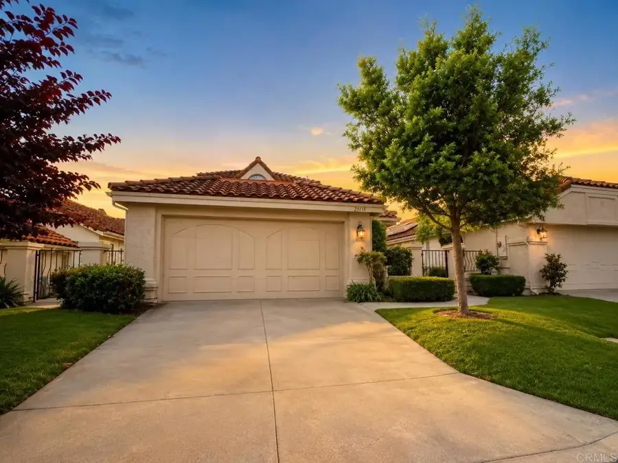 29118 Laurel Valley Dr, Vista, CA 92084 - #2