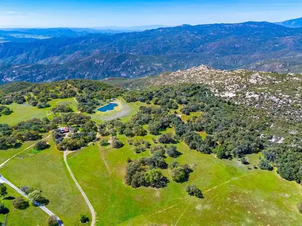25258 Black Canyon Road, Santa Ysabel, CA 92070
