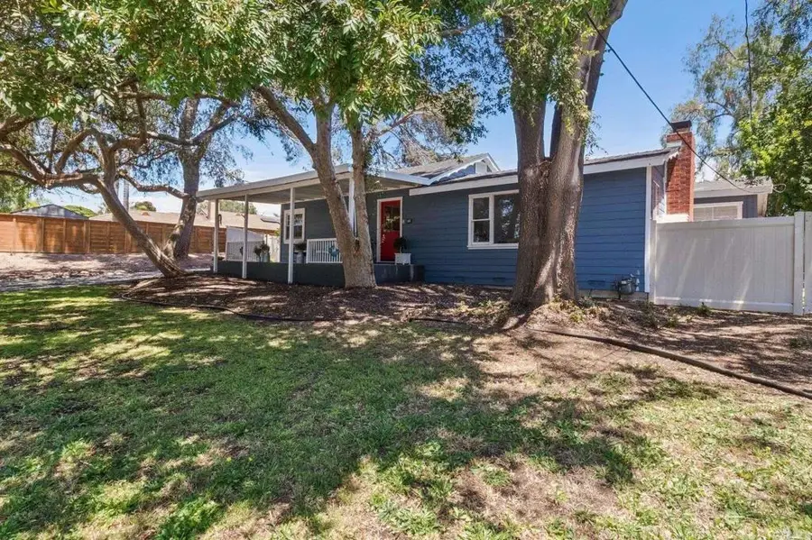 916 Sunset Dr, Vista, CA 92081 - #3