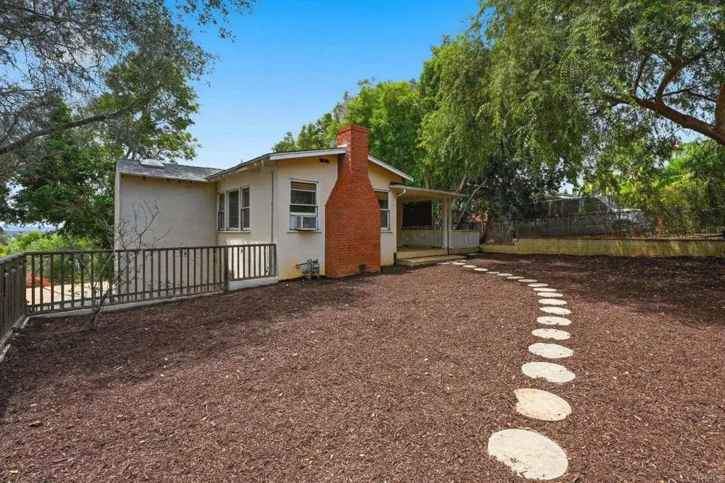 610 Minnesota Street, Fallbrook, CA 92028 - #1