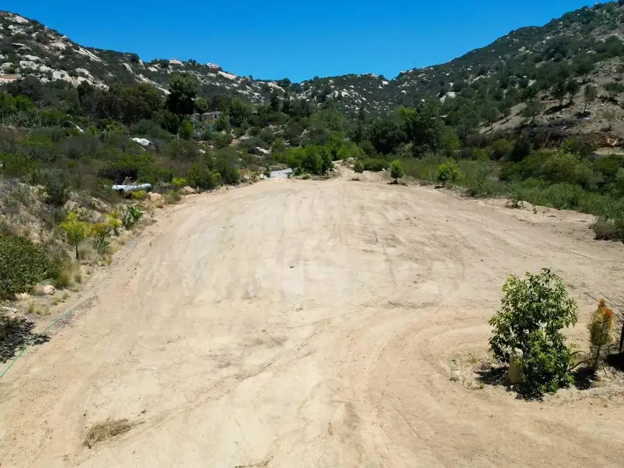 5589 Rainbow Creek, Fallbrook, CA 92028 - #2