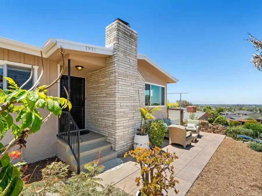 7921 Cinnabar Drive, La Mesa, CA 91941 - #2