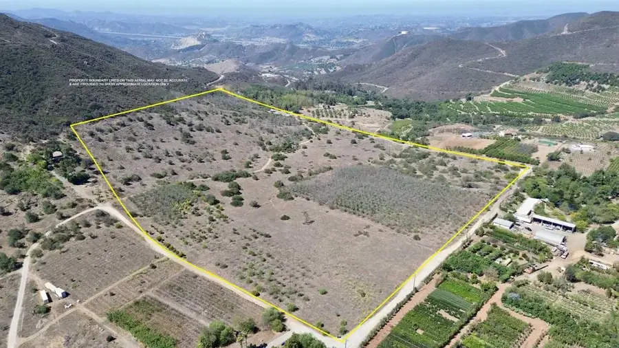9927 Modrigan, Fallbrook, CA 92028 - #2