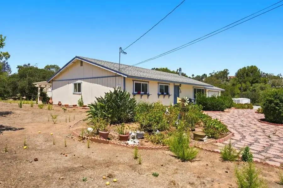 860 La Moree Road, San Marcos, CA 92078 - #2