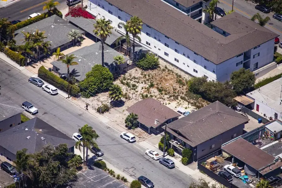 6588 Madrid, Isla Vista, CA 93117 - #3