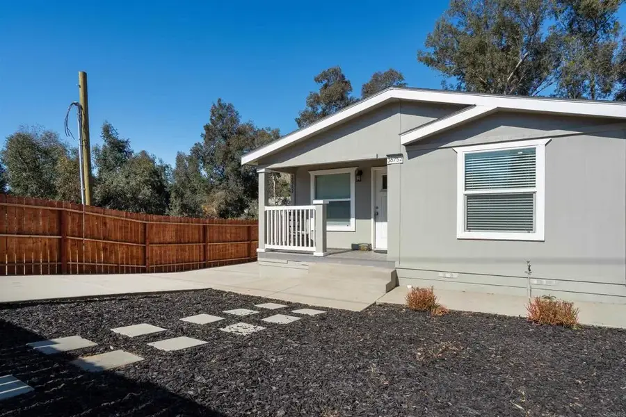 18374 Oleander Avenue, Lake Elsinore, CA 92532 - #2