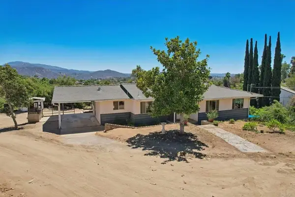 3158 Mary Ln, Escondido, CA 92025