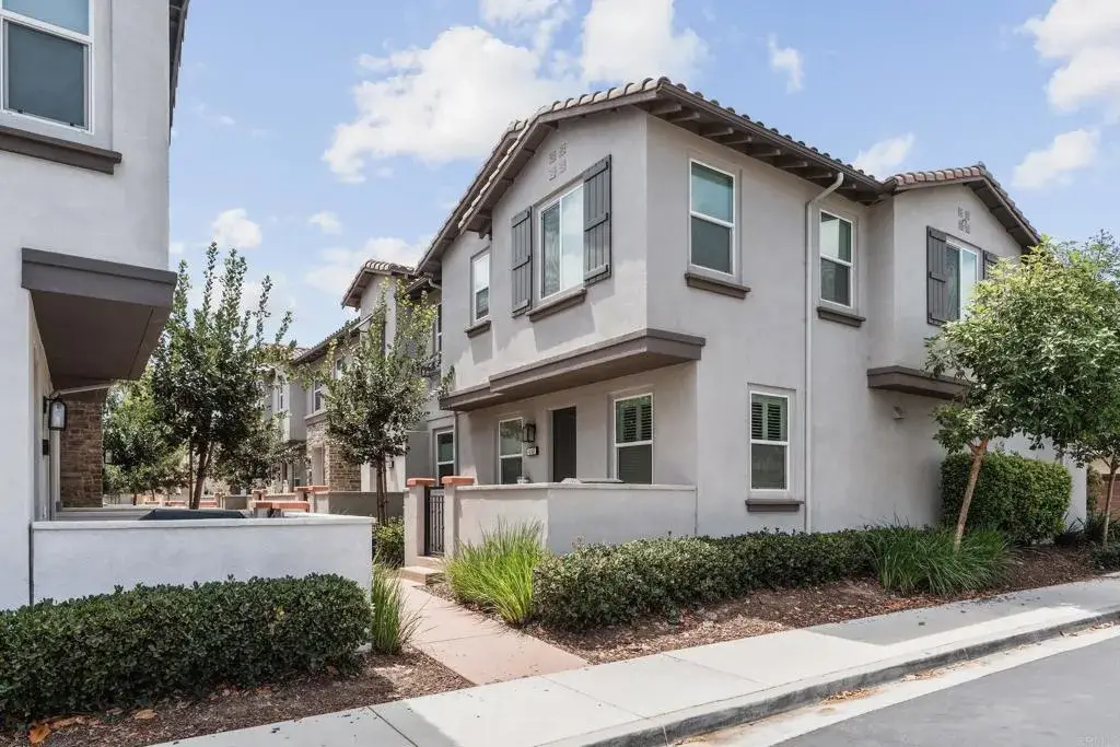 4136 Sitio Flor, Oceanside, CA 92057 - #1