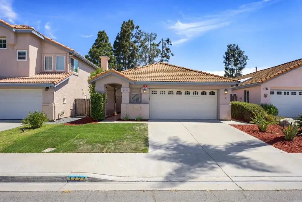 1721 Corte Viejo, Oceanside, CA 92056 - #1