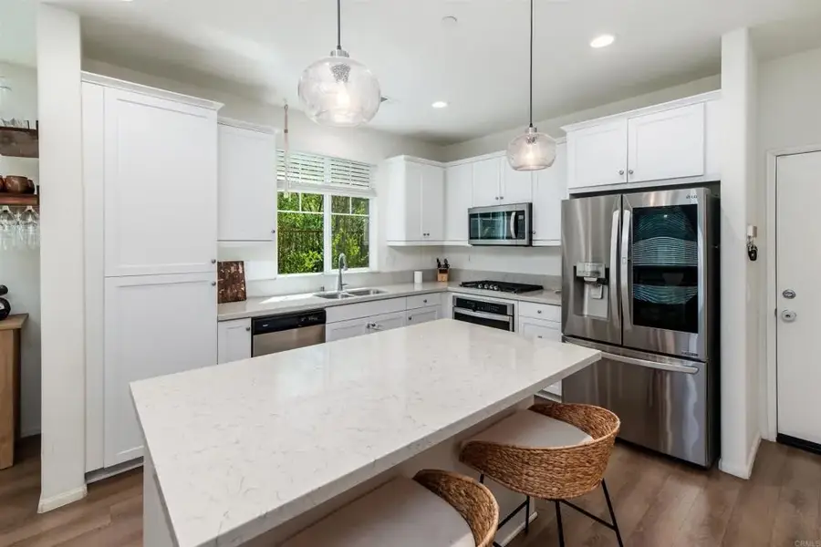 203 Silver Fir Court, Vista, CA 92083 - #2