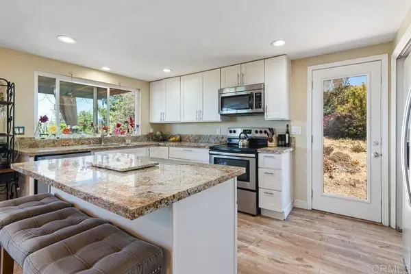 5741 Rainbow Heights Road, Fallbrook, CA 92028
