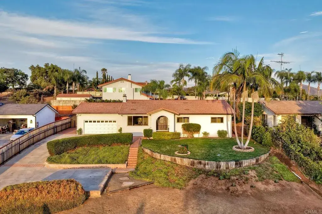 2185 Hawley Drive, Vista, CA 92084 - #1