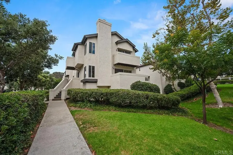 1235 River Glen Row #79, San Diego, CA 92111 - #2