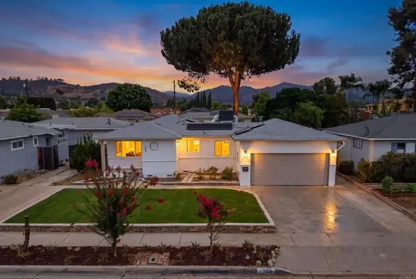 704 Goldenrod Street, Escondido, CA 92027
