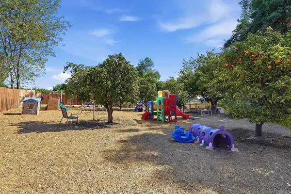 2017 Felicita Road, Escondido, CA 92025