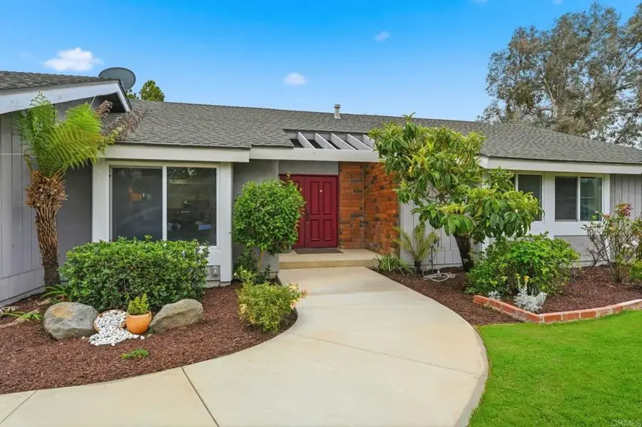 745 Blackhawk Cir, Vista, CA 92081 - #3