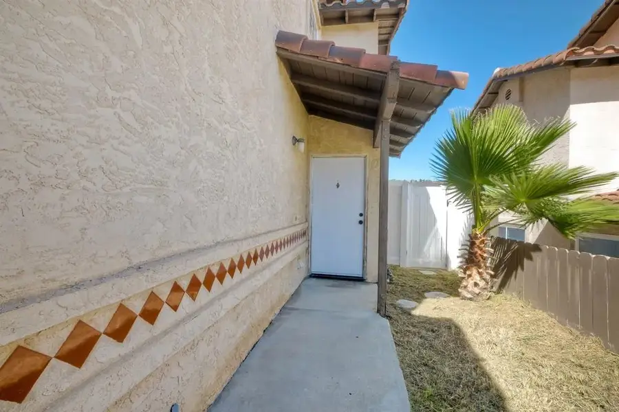 408-410 Shirley Drive, San Marcos, CA 92069 - #2