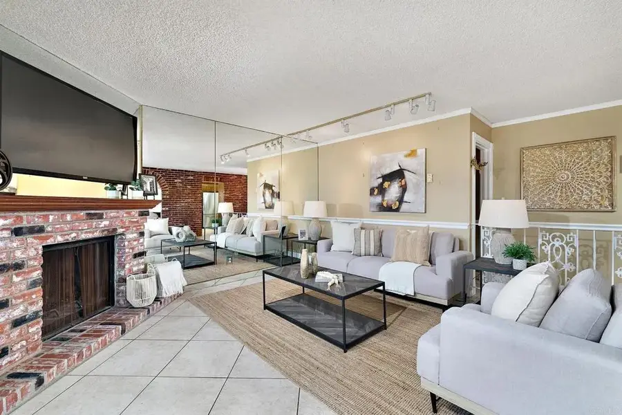 3109 Penview Drive, Vista, CA 92084 - #2