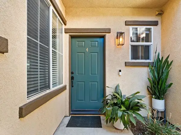 625 Sumner Way #4, Oceanside, CA 92058