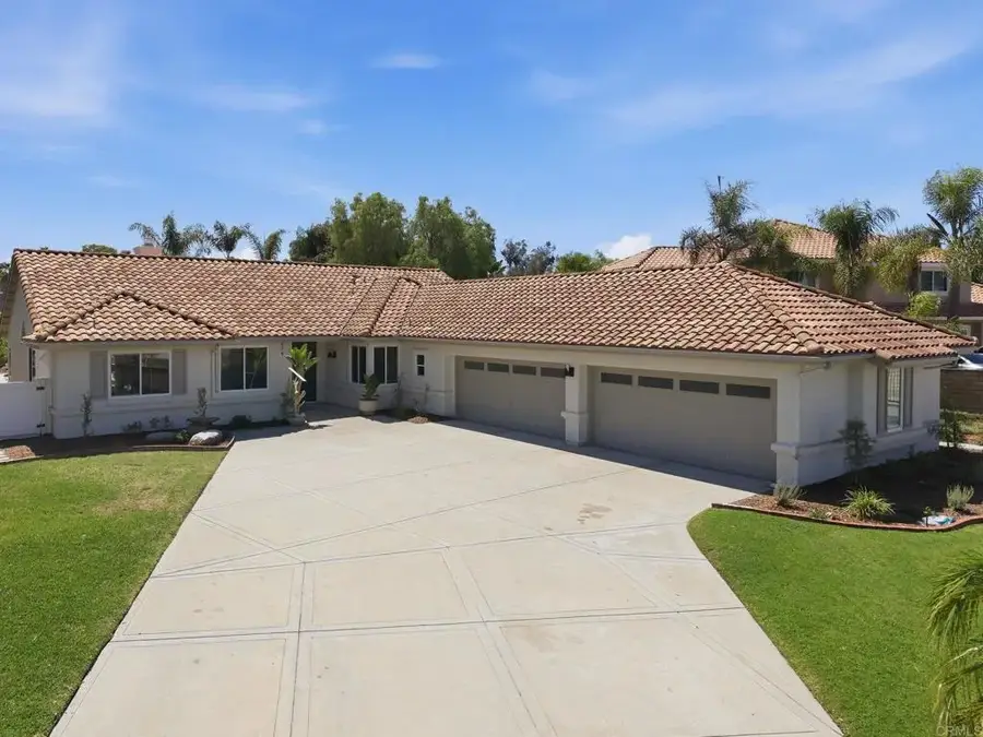 254 Ahmu, Vista, CA 92084 - #2