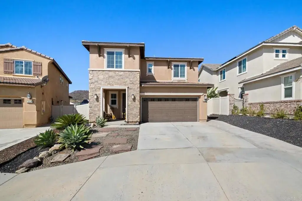 35534 Asturian Way, Fallbrook, CA 92028 - #1