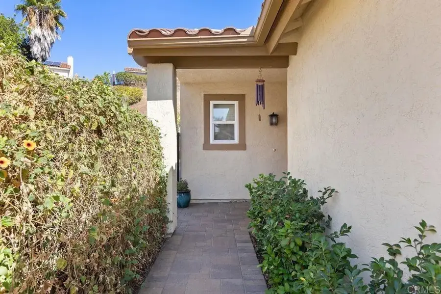 11038 Twin Pond, San Diego, CA 92128 - #3