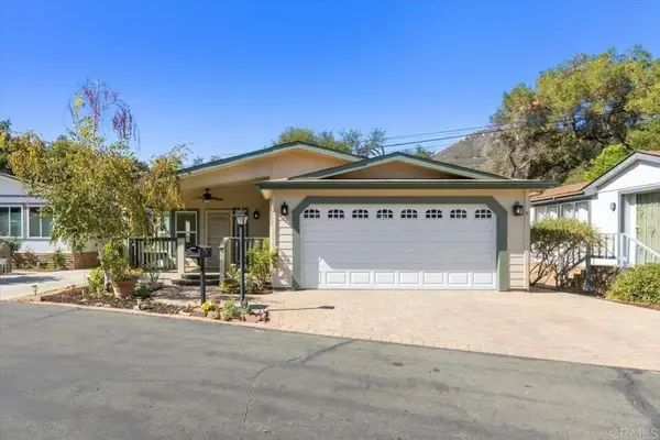 8975 Lawrence Welk Dr #31, Escondido, CA 92026