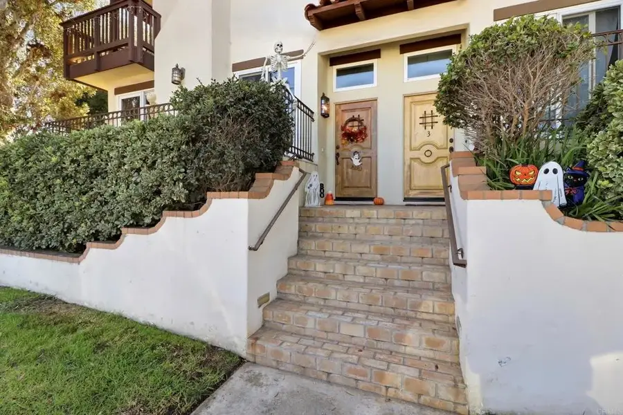 175 Maple Avenue #4, Carlsbad, CA 92008 - #2