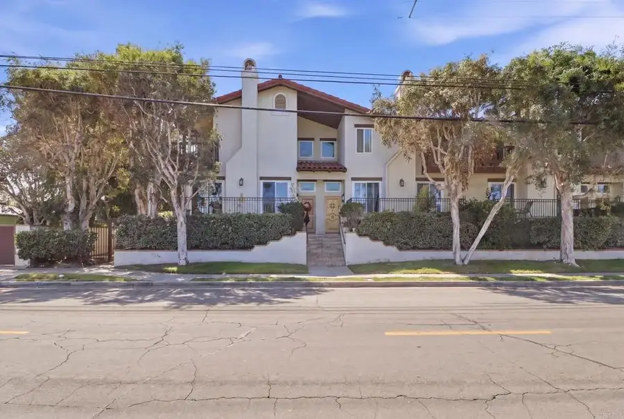 175 Maple Avenue #4, Carlsbad, CA 92008 - #3