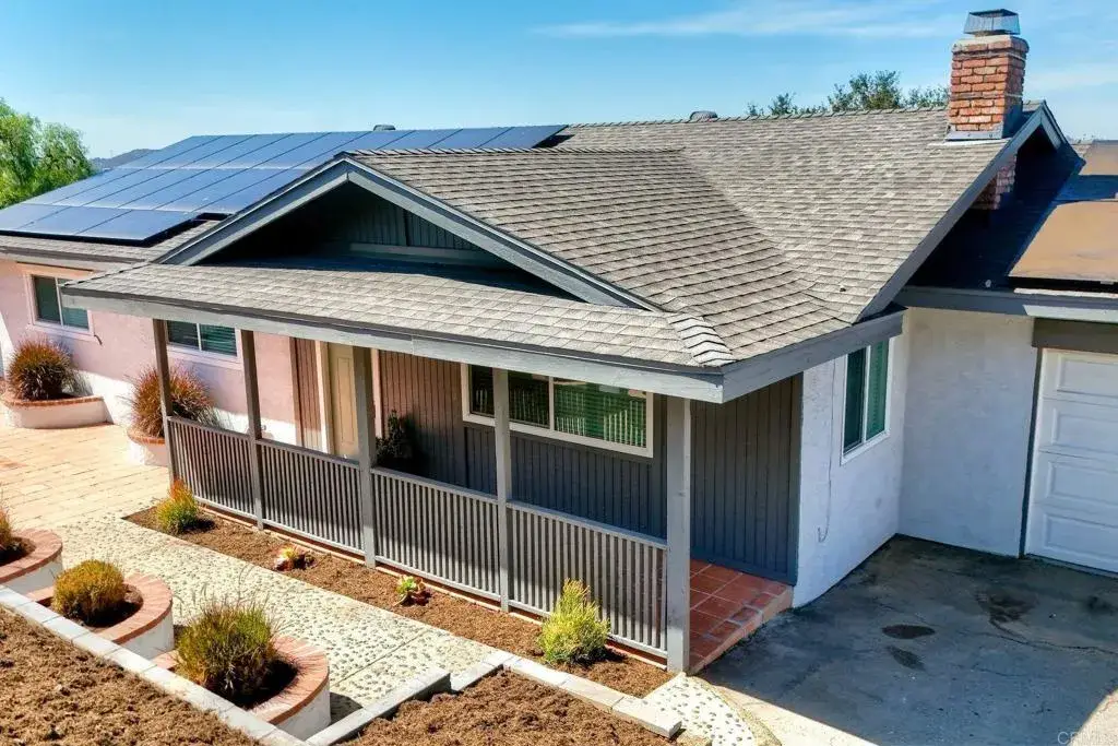 2449 Primrose Ave, Vista, CA 92083 - #1