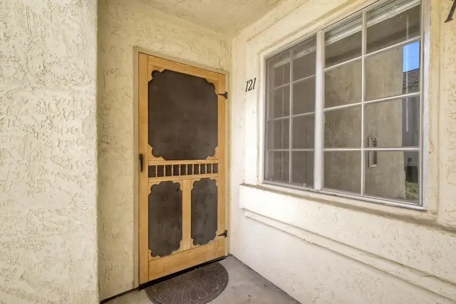 750 Breeze Hill Road #121, Vista, CA 92081 - #2