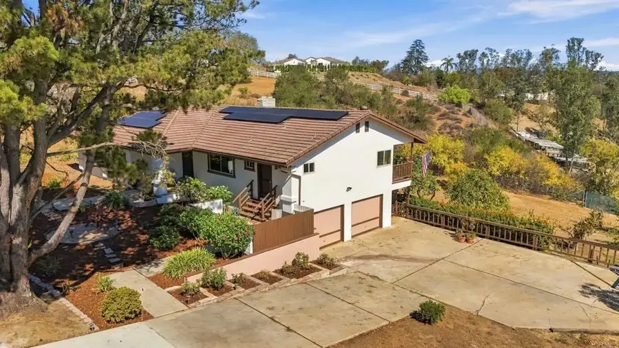 590 Elm Tree Lane, Fallbrook, CA 92028 - #3