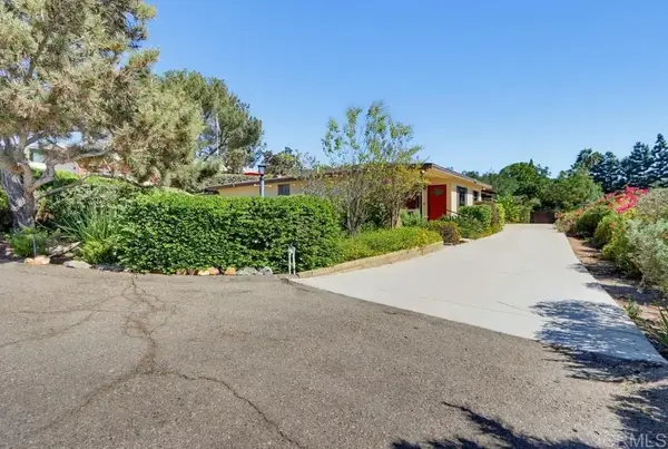 8349 Merrill Drive, Lakeside, CA 92040