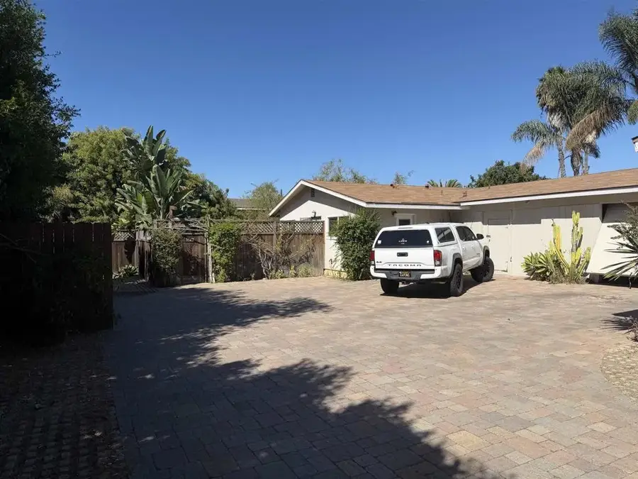 1040 Golden Road, Encinitas, CA 92024 - #2