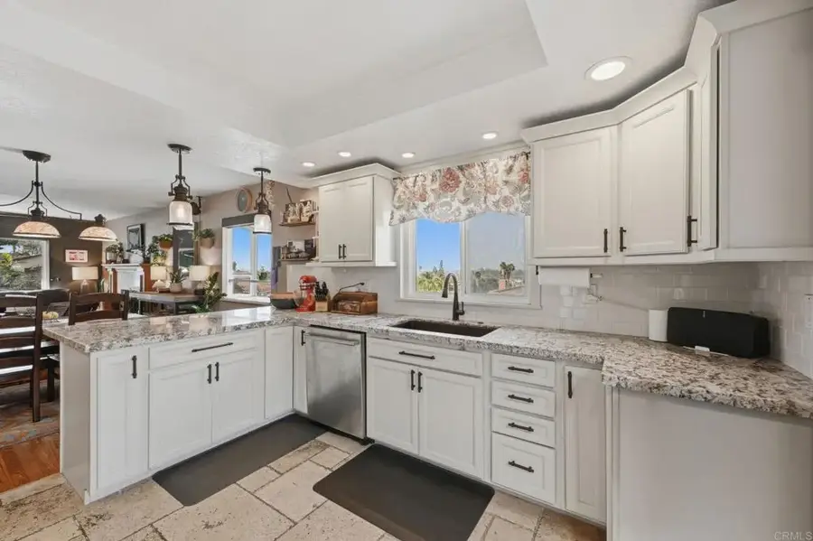 320 Apollo Drive, Vista, CA 92084 - #3