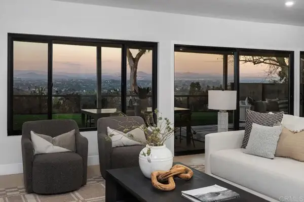 5877 Soledad Mountain Road, La Jolla, CA 92037