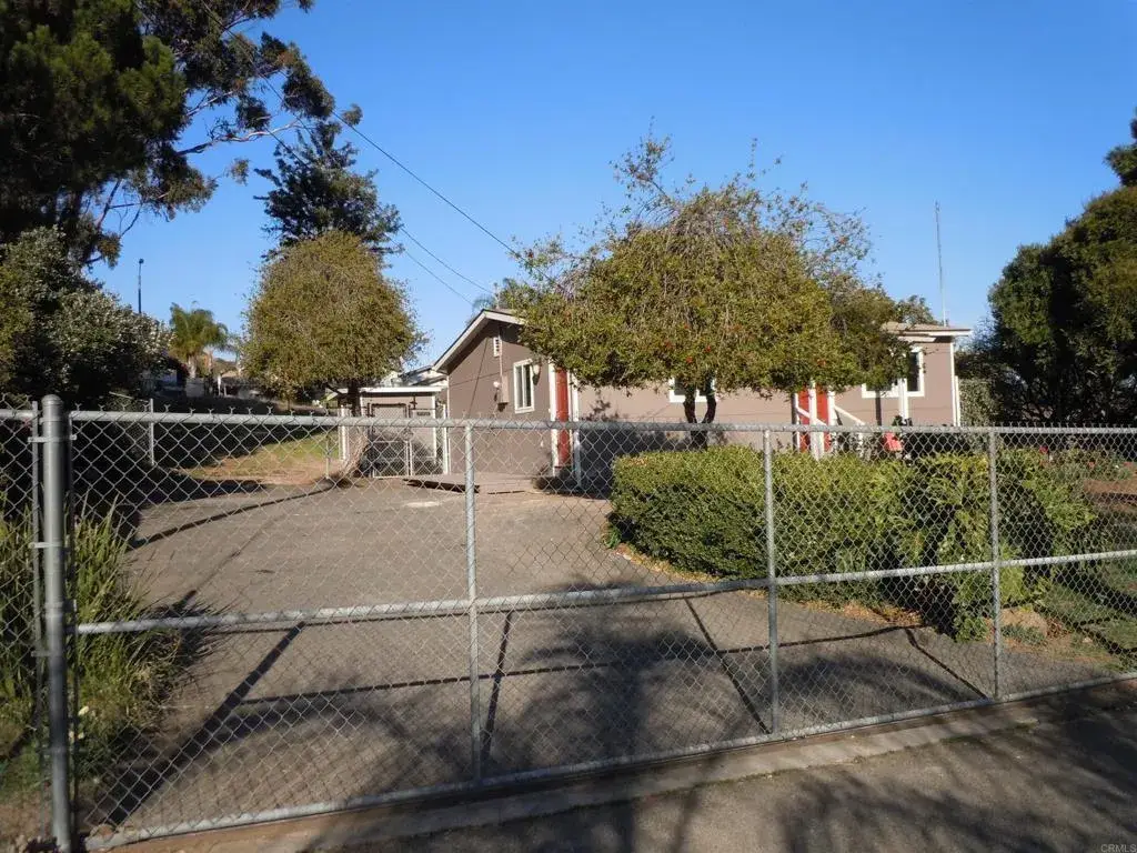 340 Pleasant Way, San Marcos, CA 92069 - #1