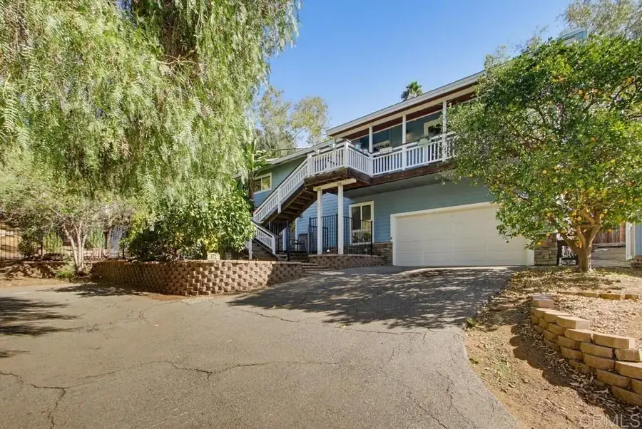 472 E Kalmia Street, Fallbrook, CA 92028 - #2