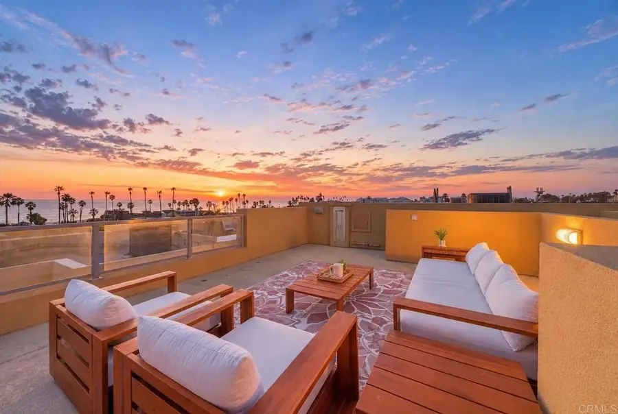 435 S Cleveland Street #102, Oceanside, CA 92054 - #2