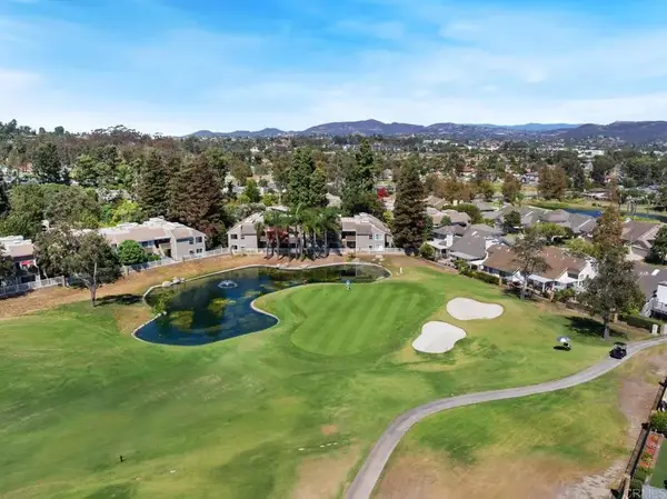 1762 Spyglass Circle, Vista, CA 92081
