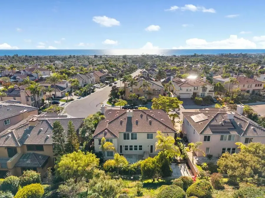 6584 Coneflower Drive, Carlsbad, CA 92011 - #3